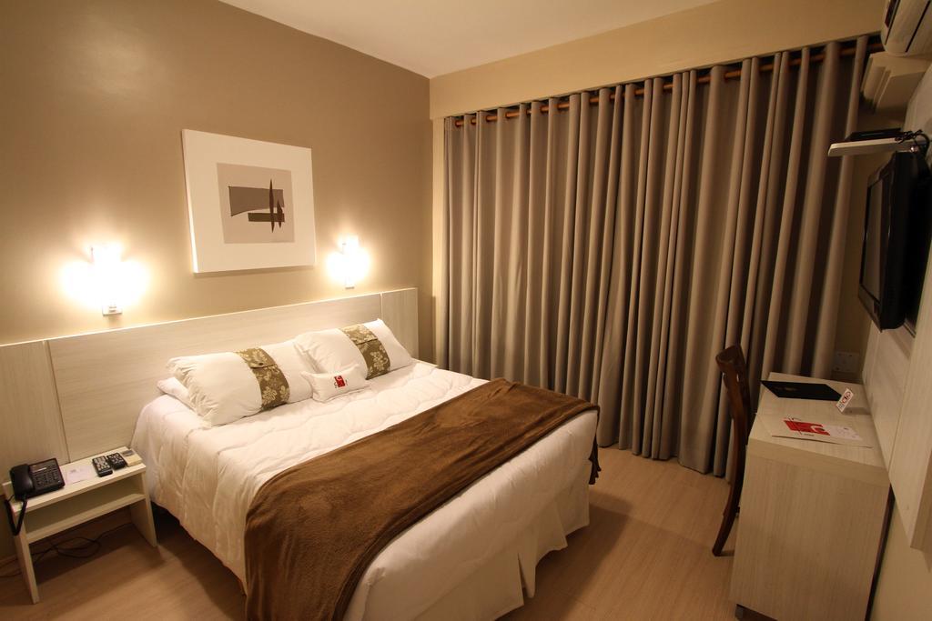 Hotel Curi Executive Pelotas Quarto foto