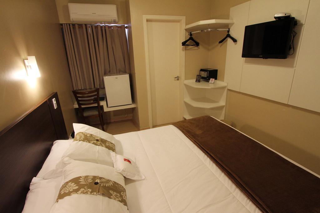 Hotel Curi Executive Pelotas Quarto foto