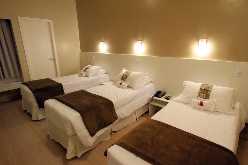 Hotel Curi Executive Pelotas Quarto foto