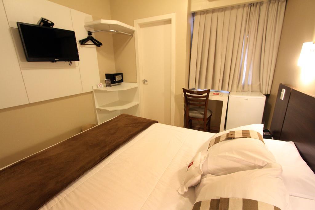 Hotel Curi Executive Pelotas Quarto foto