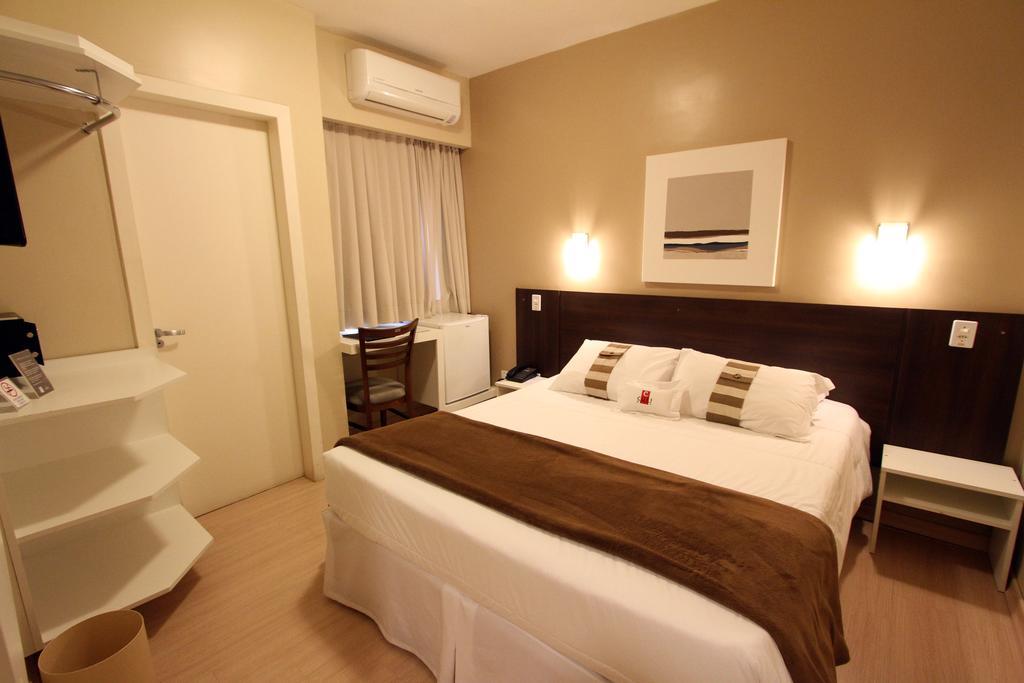 Hotel Curi Executive Pelotas Quarto foto